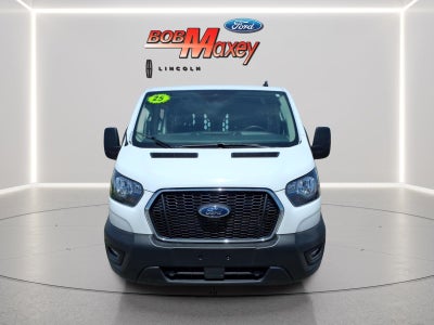 2025 Ford Transit Base