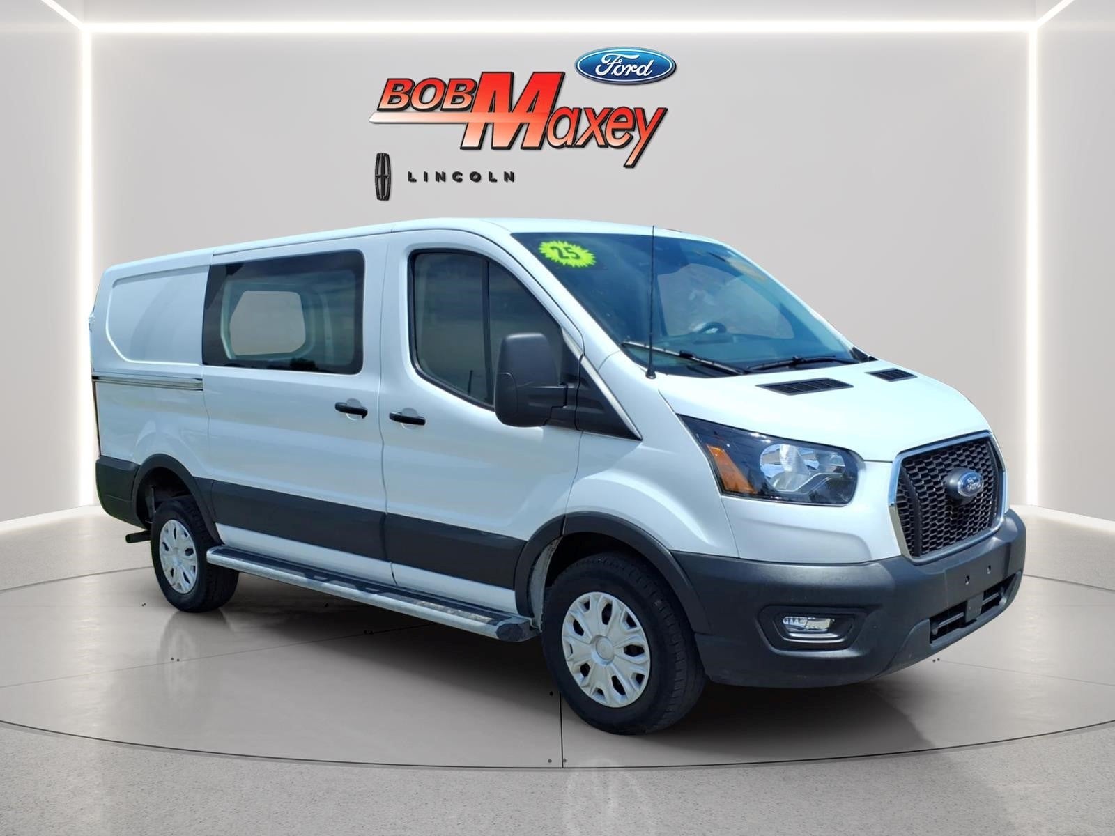 2025 Ford Transit Base