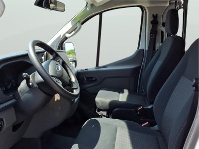 2025 Ford Transit Base