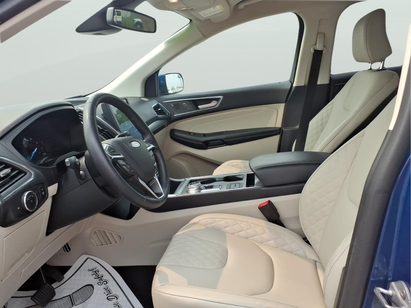 2023 Ford Edge Titanium