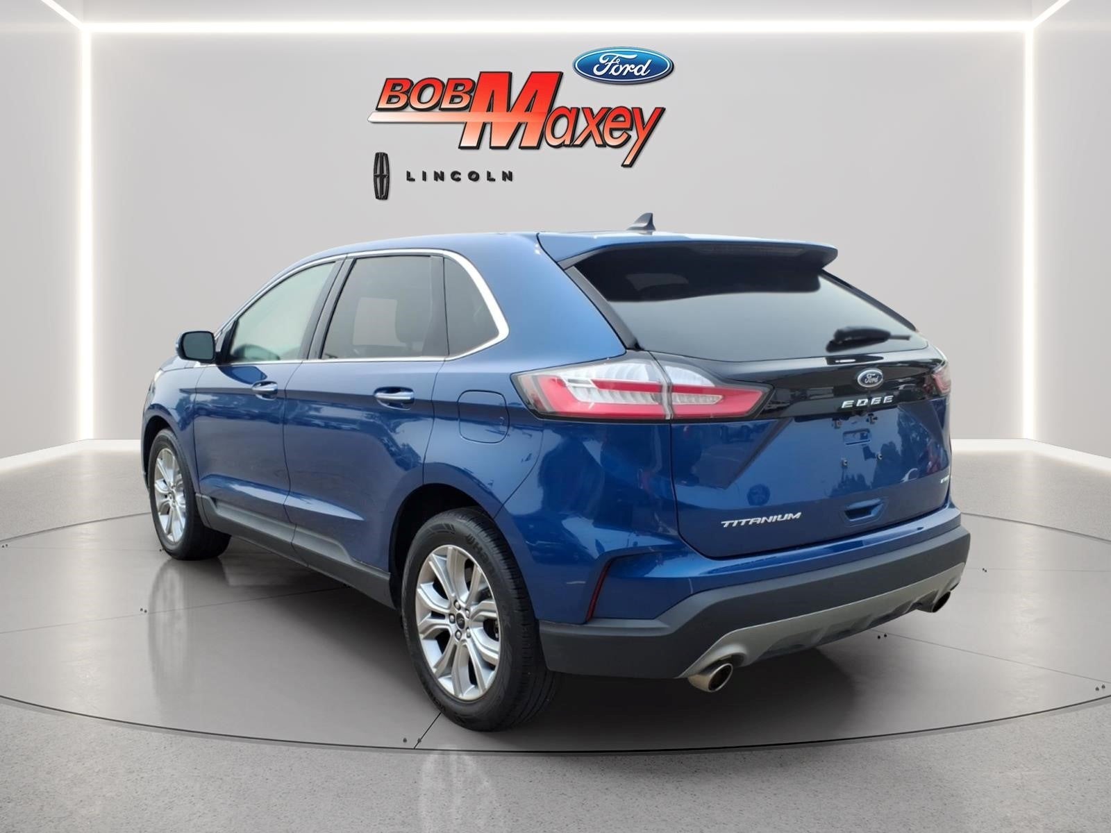 2023 Ford Edge Titanium