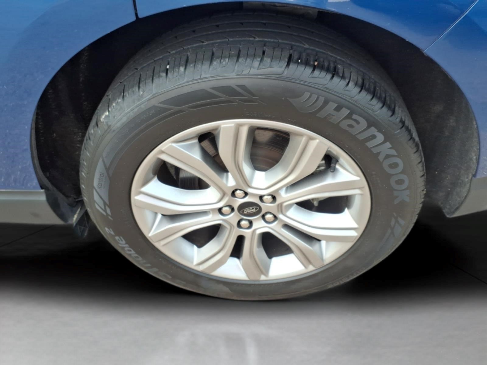 2023 Ford Edge Titanium