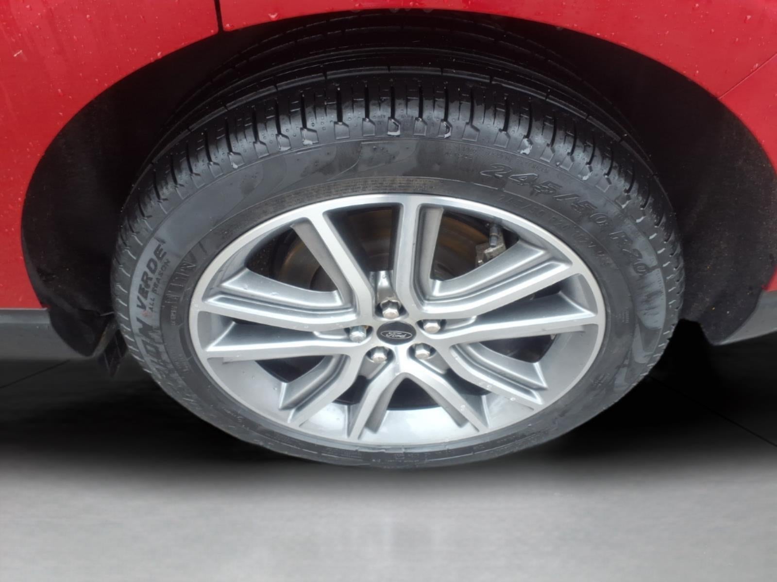 2024 Ford Edge Titanium