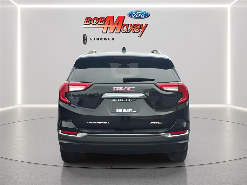 2023 GMC Terrain AT4