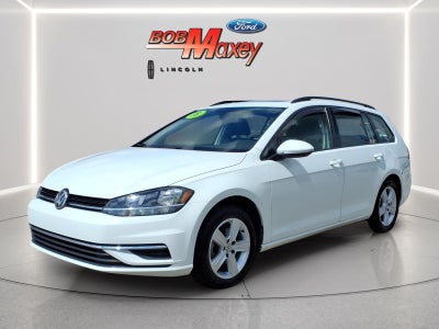 2018 Volkswagen Golf SportWagen SE