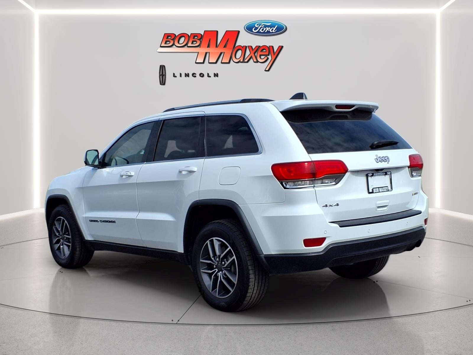 2019 Jeep Grand Cherokee Laredo E