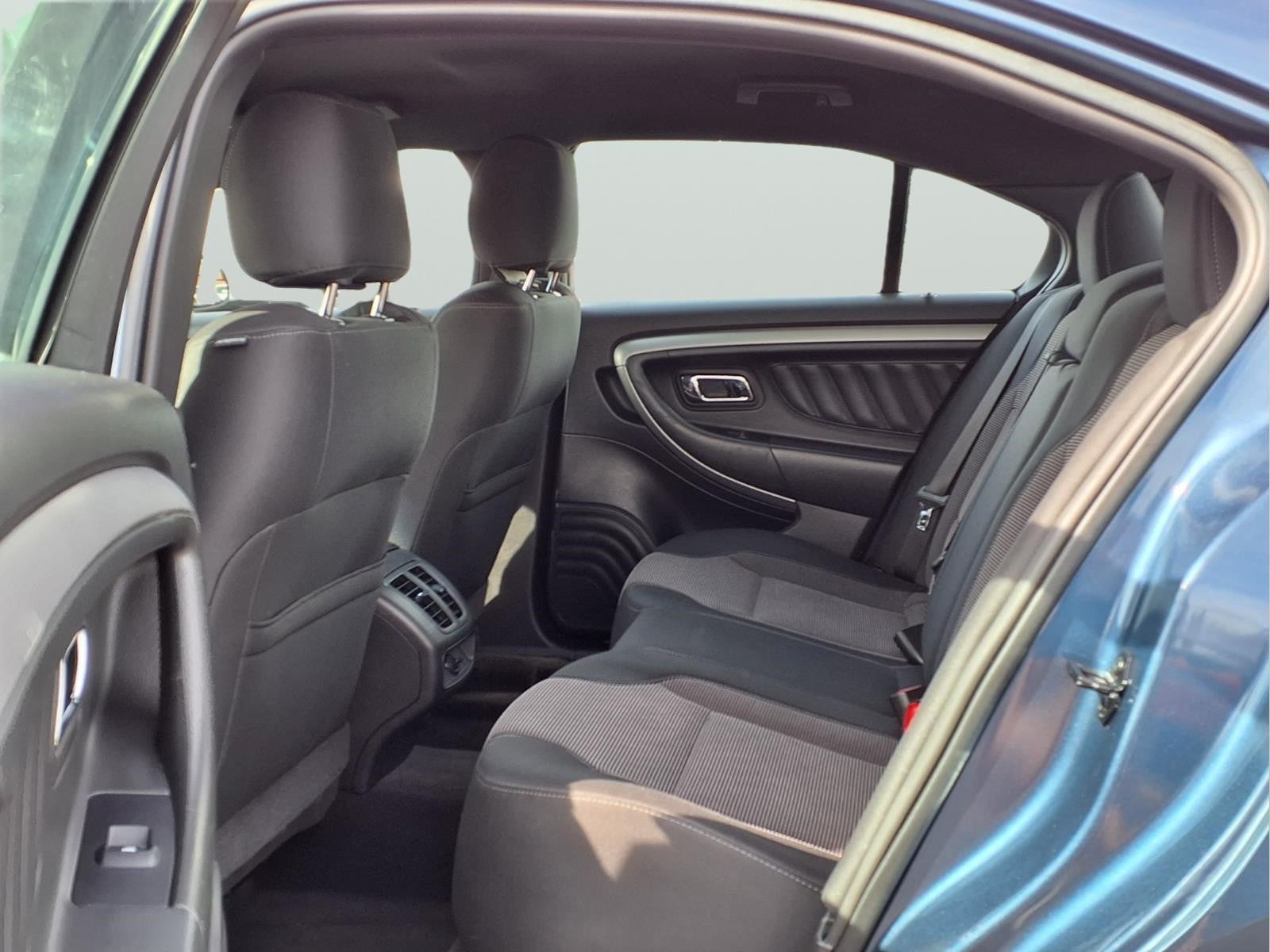 2018 Ford Taurus SEL