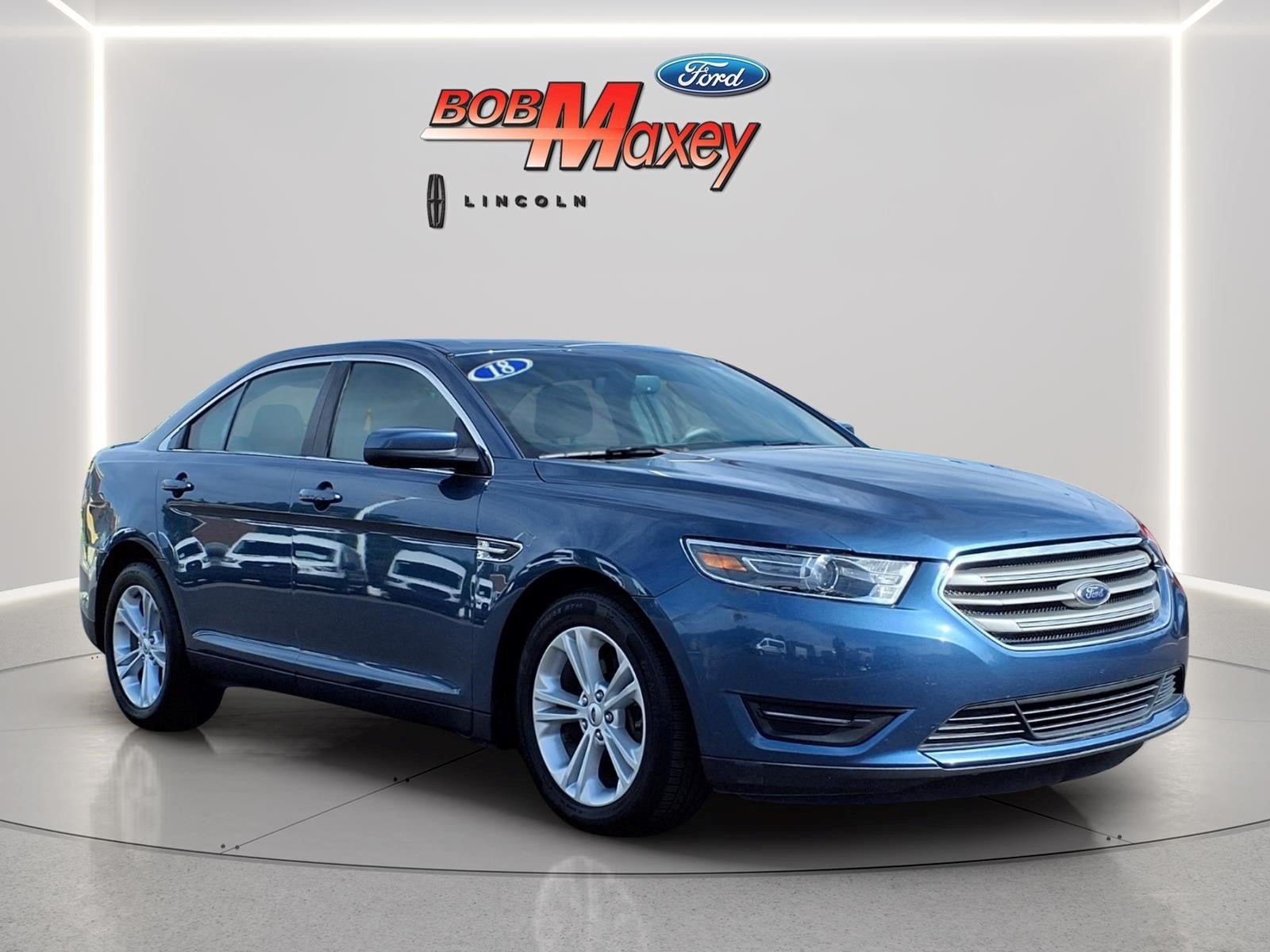 2018 Ford Taurus SEL