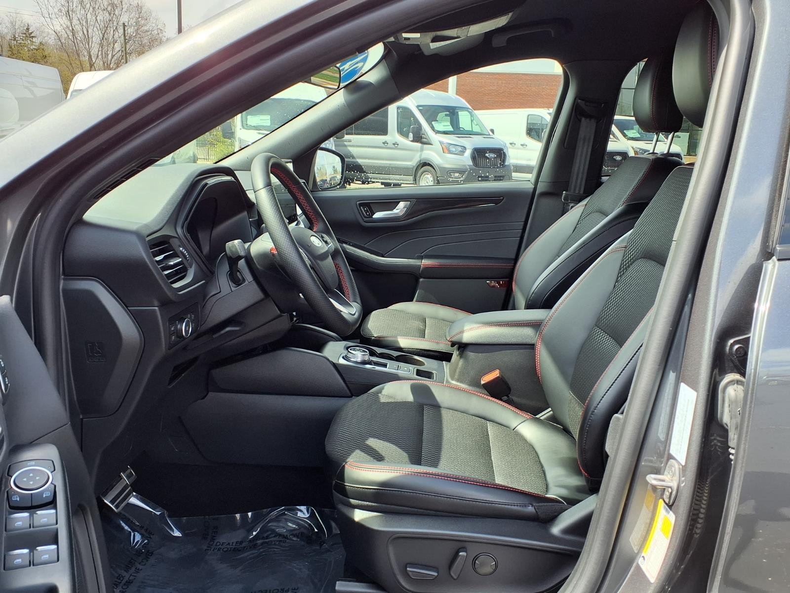 2024 Ford Escape Hybrid ST-Line Select