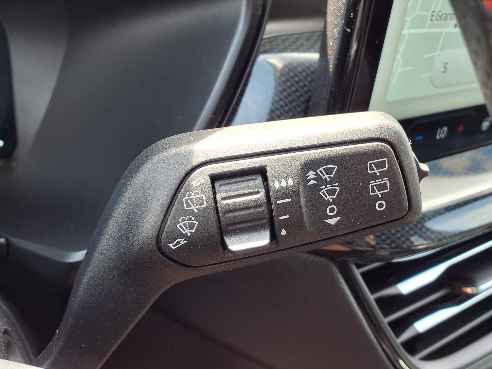 2024 Ford Escape Hybrid ST-Line Select