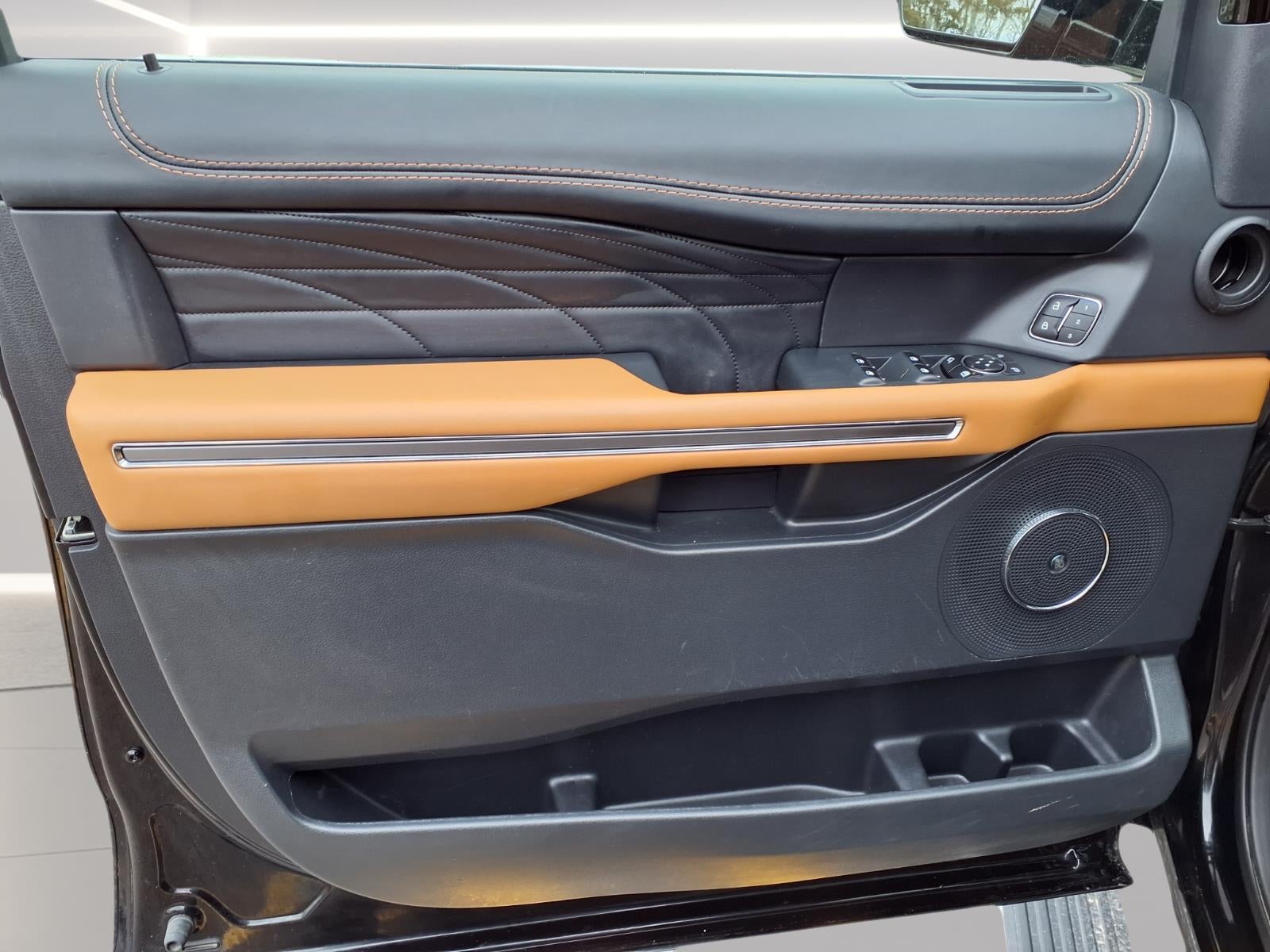 2023 Ford Expedition MAX Platinum