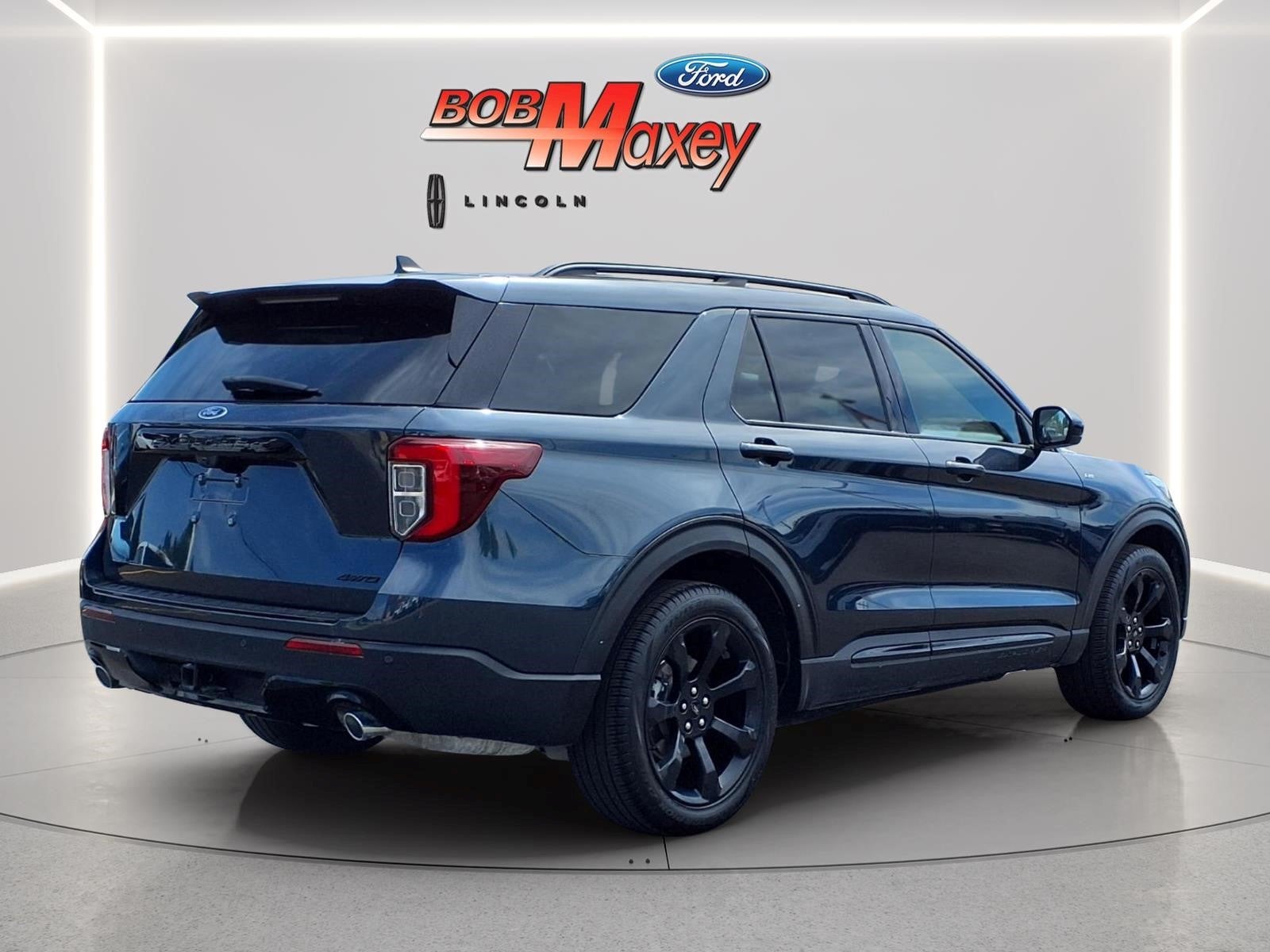 2023 Ford Explorer ST-Line
