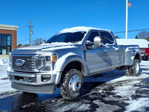 2022 Ford F-450 Super Duty Platinum