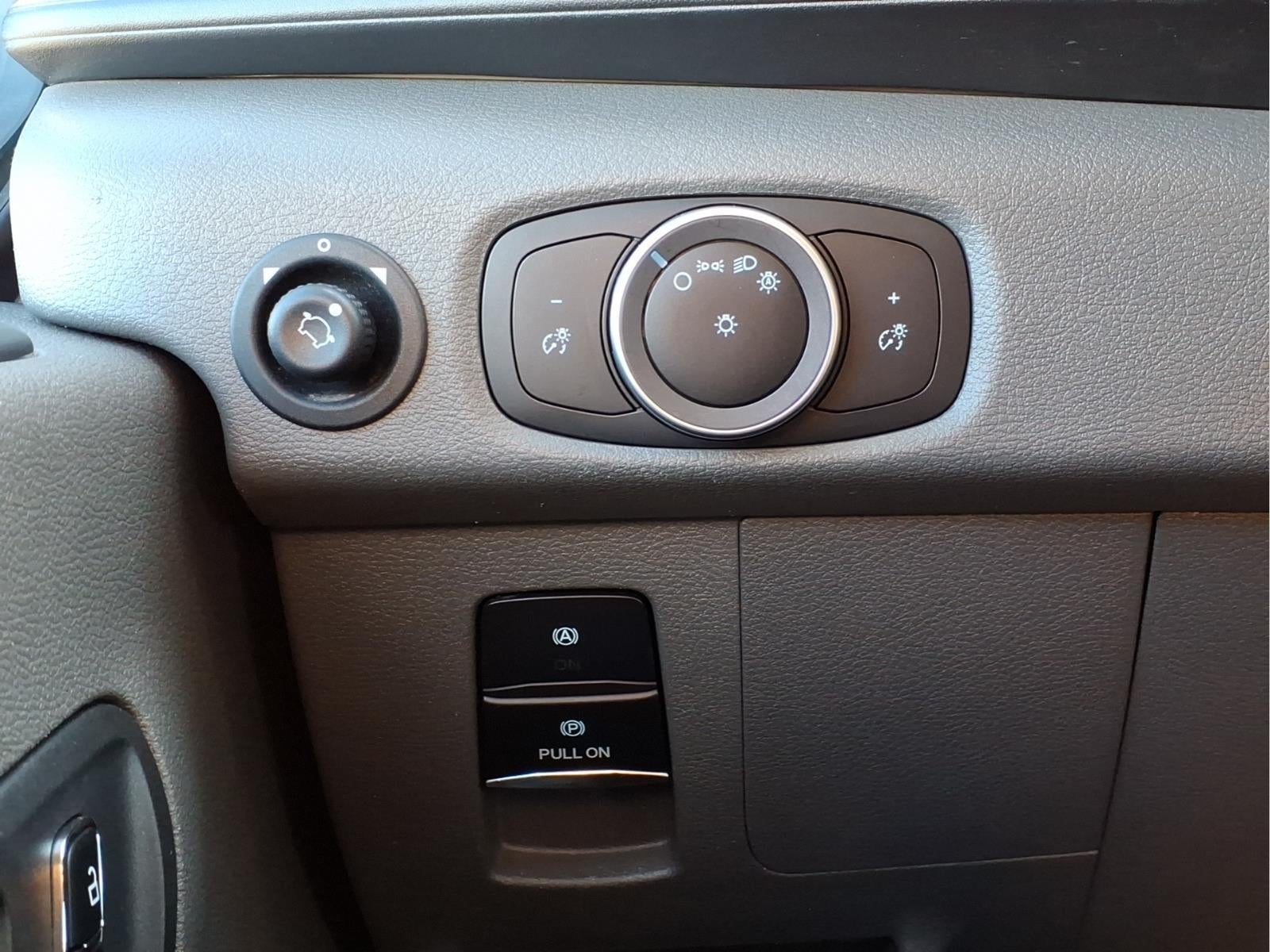 2023 Ford Transit Base