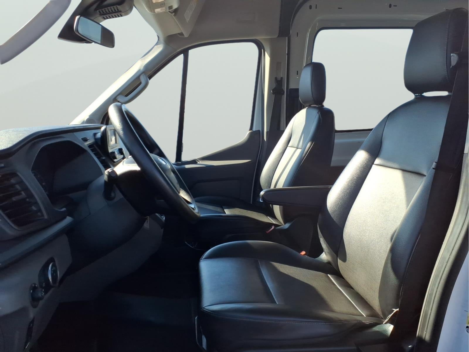 2023 Ford Transit Base