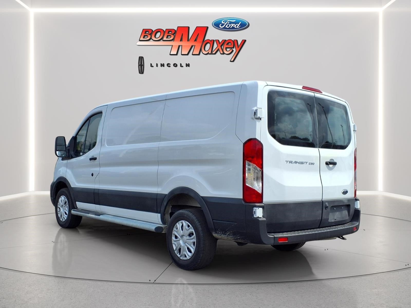 2025 Ford Transit 250