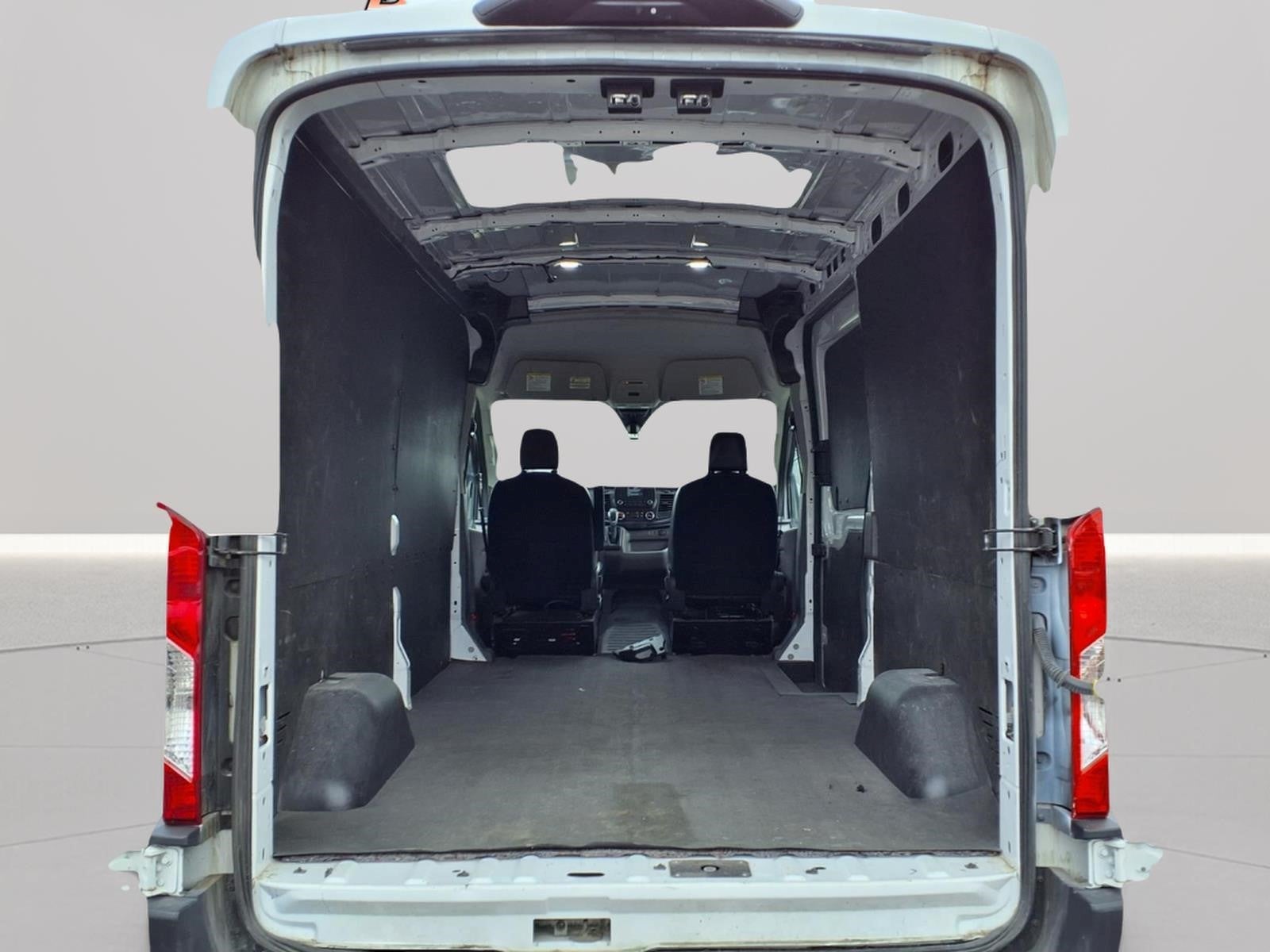 2023 Ford Transit 250