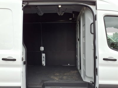2023 Ford Transit Base