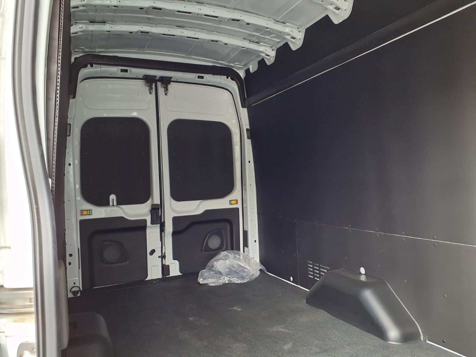 2023 Ford Transit Base