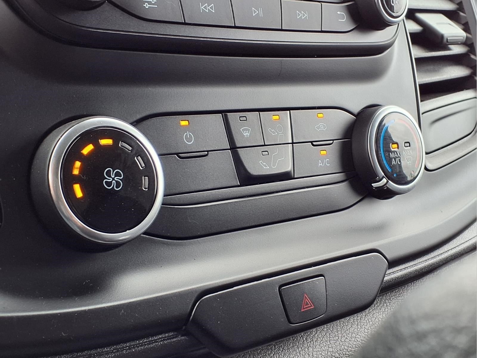 2023 Ford Transit Base