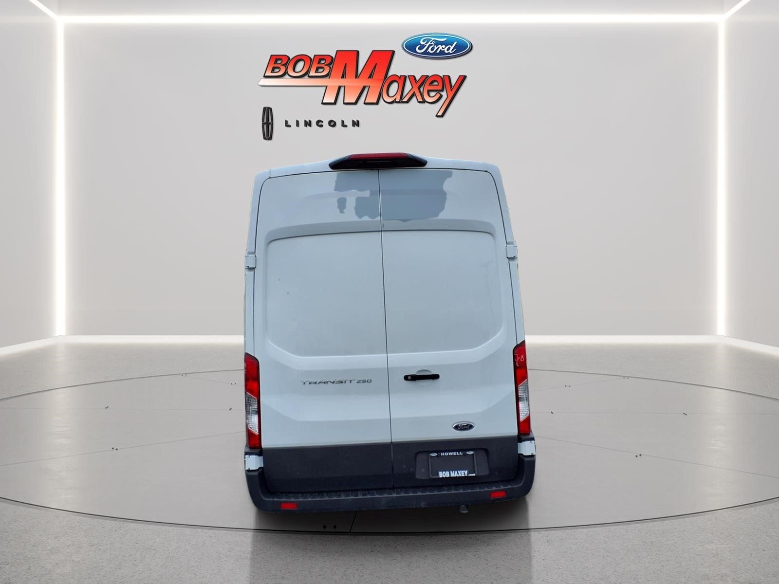 2023 Ford Transit Base
