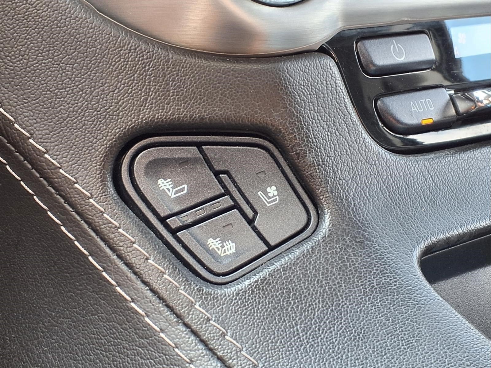 2020 GMC Yukon XL SLT