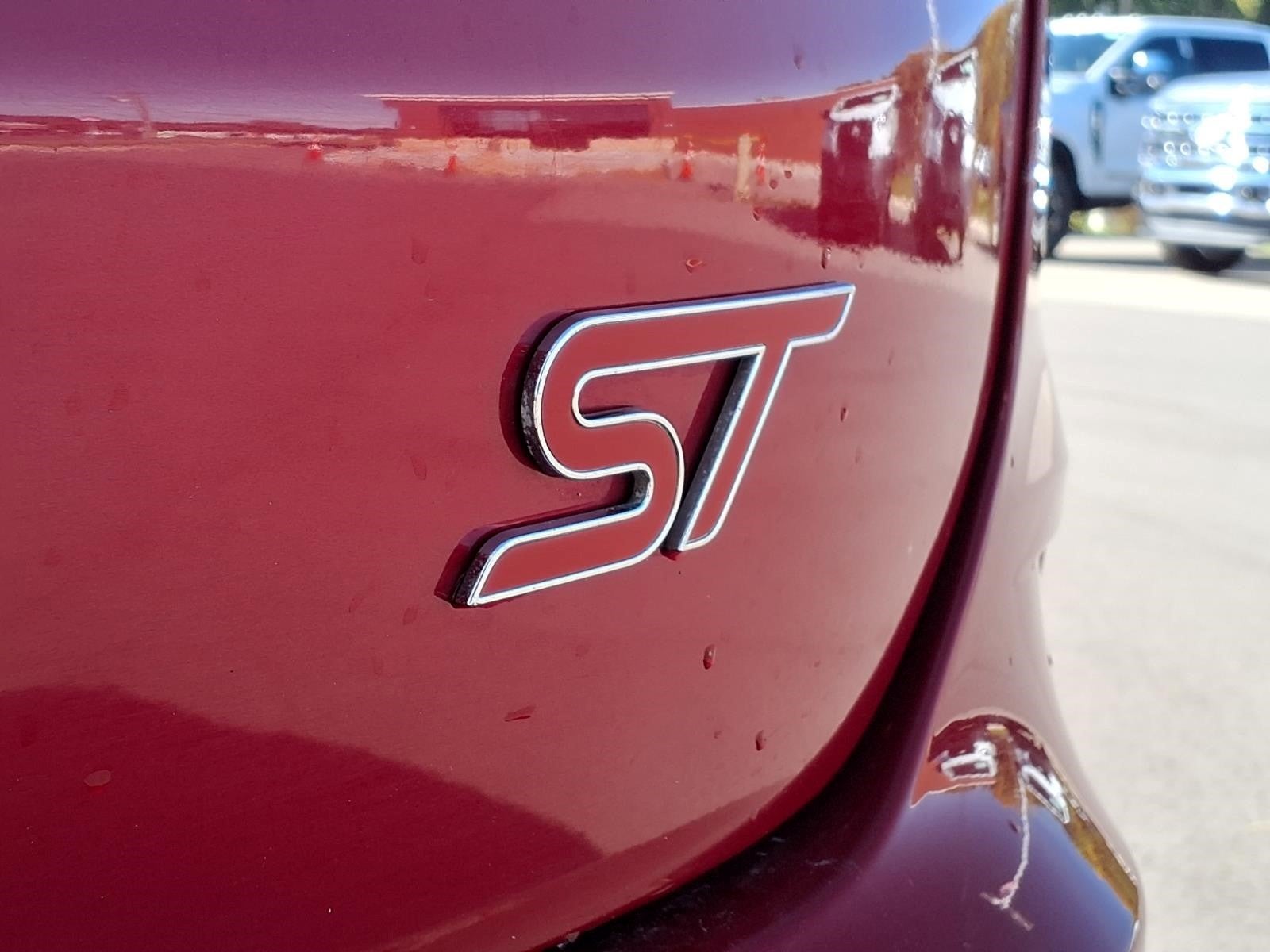 2021 Ford Edge ST