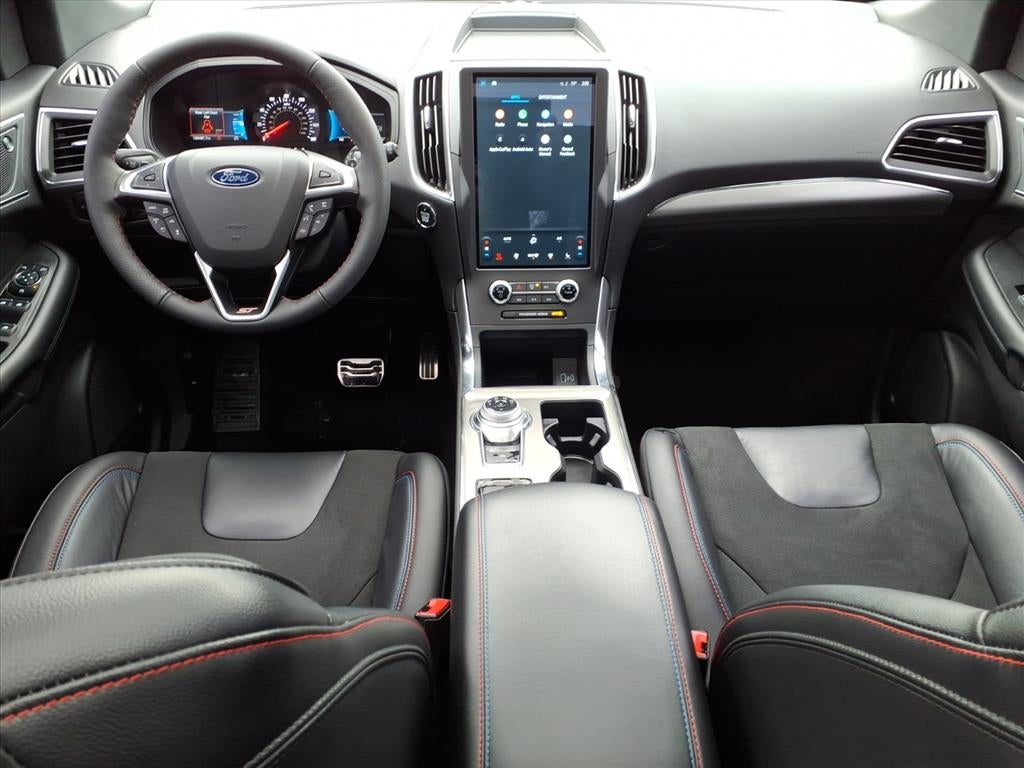 2024 Ford Edge ST