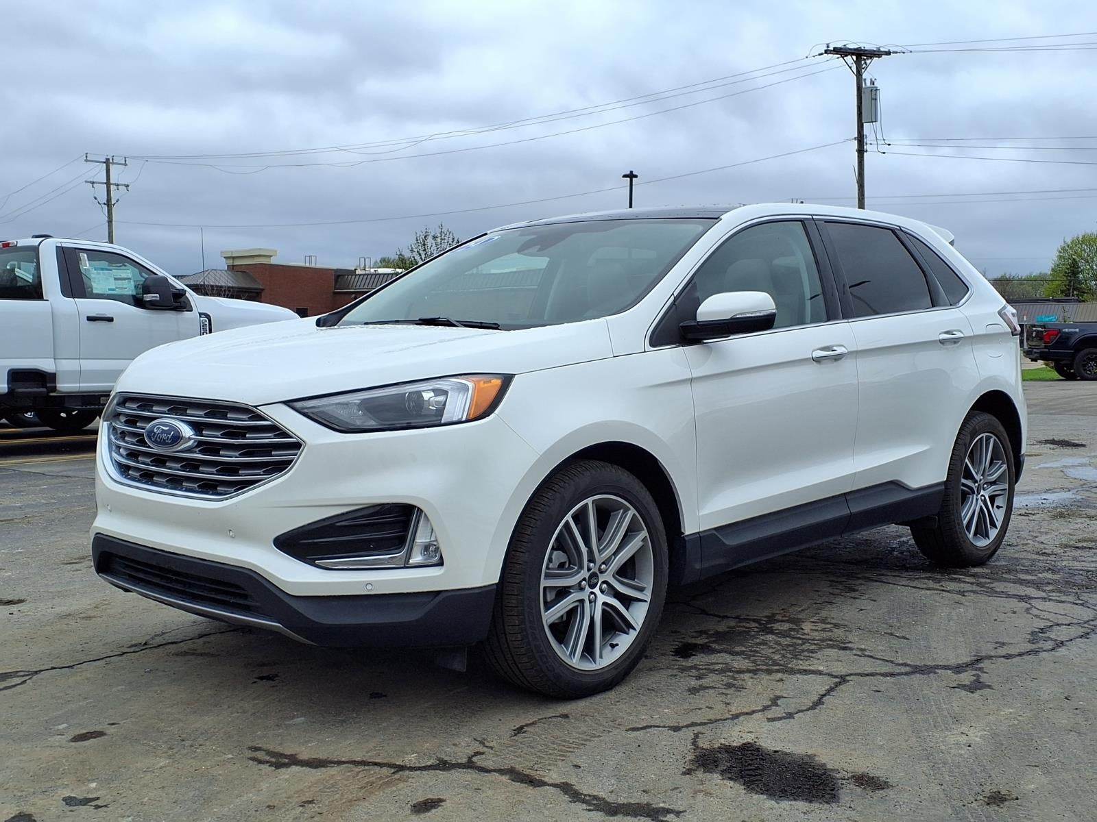 2024 Ford Edge Titanium