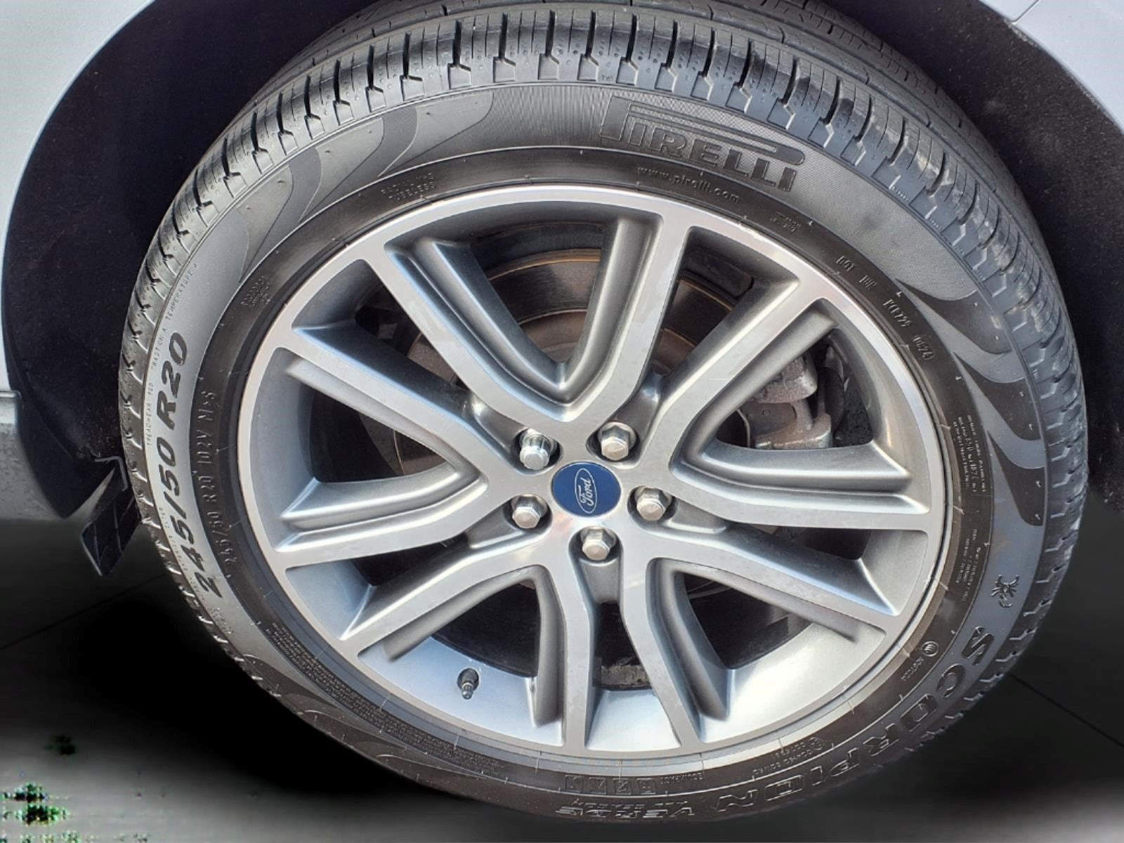 2022 Ford Edge Titanium