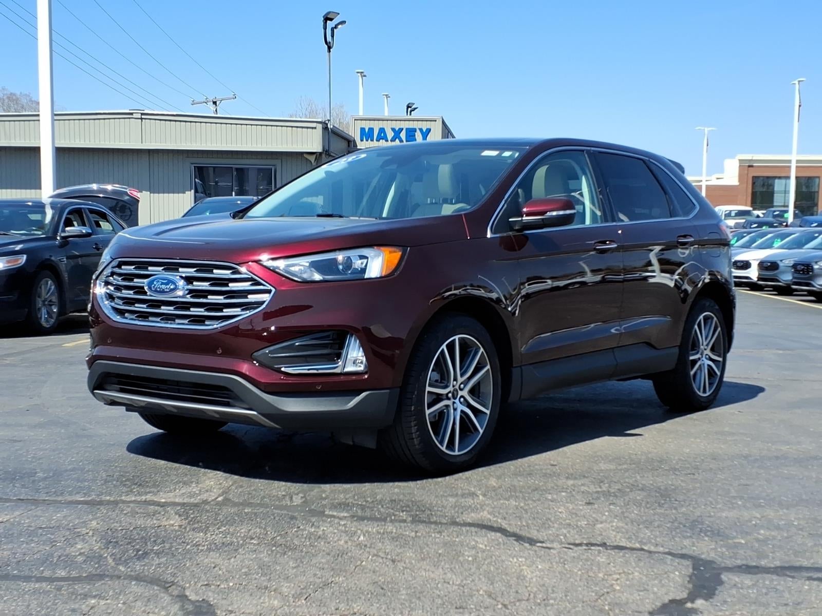 2023 Ford Edge Titanium