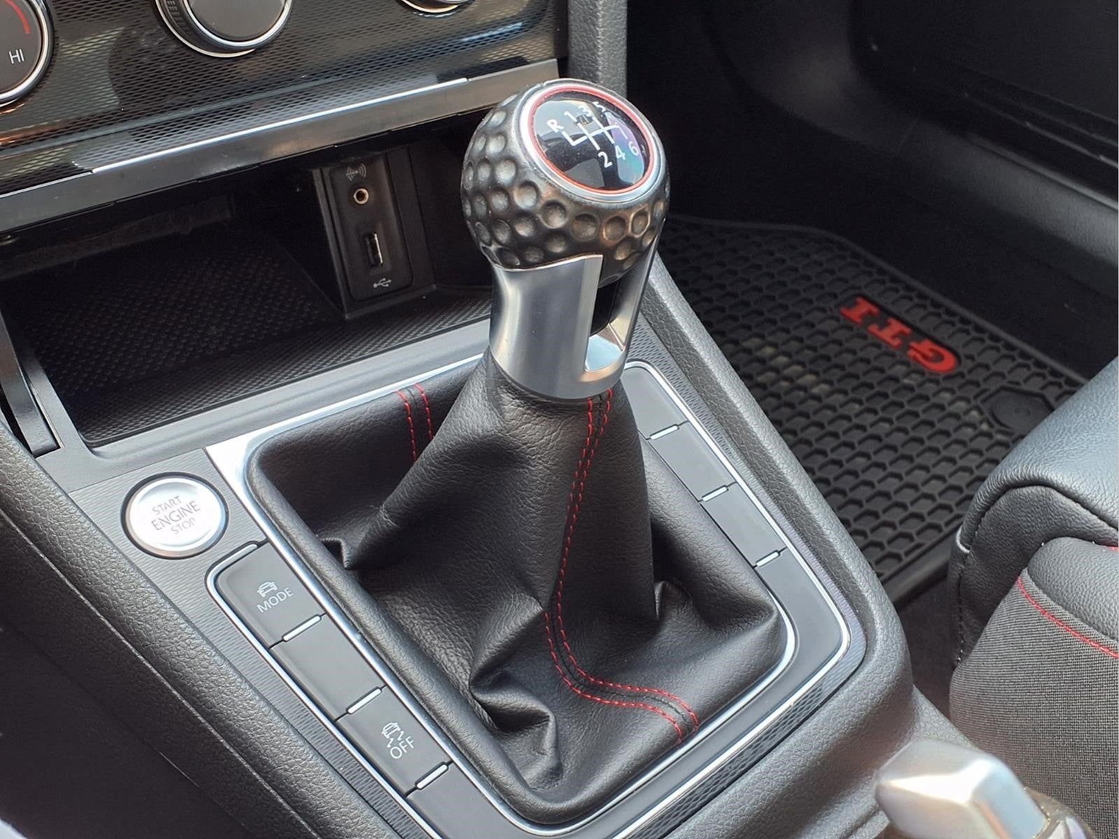 2017 Volkswagen Golf GTI SE