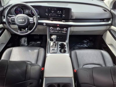 2023 Kia Carnival LX